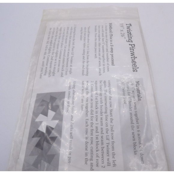 Lil' Twister Tool CS Designs ©2008 Making Pinwheels Easy - Picture 2 of 3